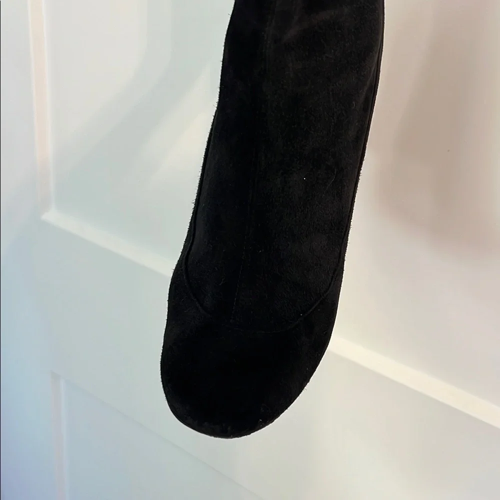 Elegant Black Women's Boots - Picture 16 of 16